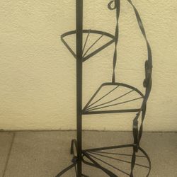 3 Tier Black Metal Spiral Staircase Plant Stand - 7x7 ½x37 