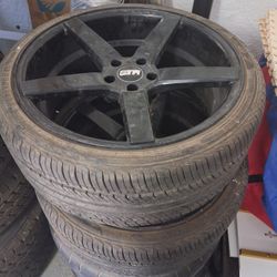 20" STR 5 Lug Chevy Rims And Tires 