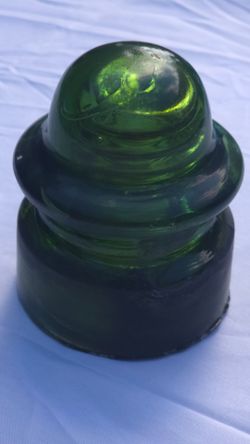 Vintage Deep Green Glass Insulator Embossed 5-Point Star CD 102 Pony Style