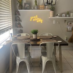 kitchen/ dining table 4 chairs