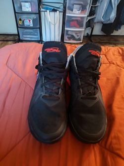 Men's shoes