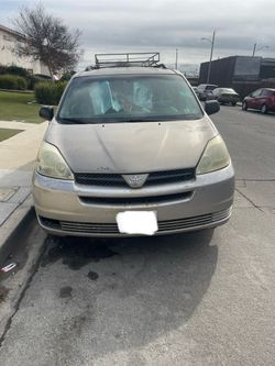 2004 Toyota Van