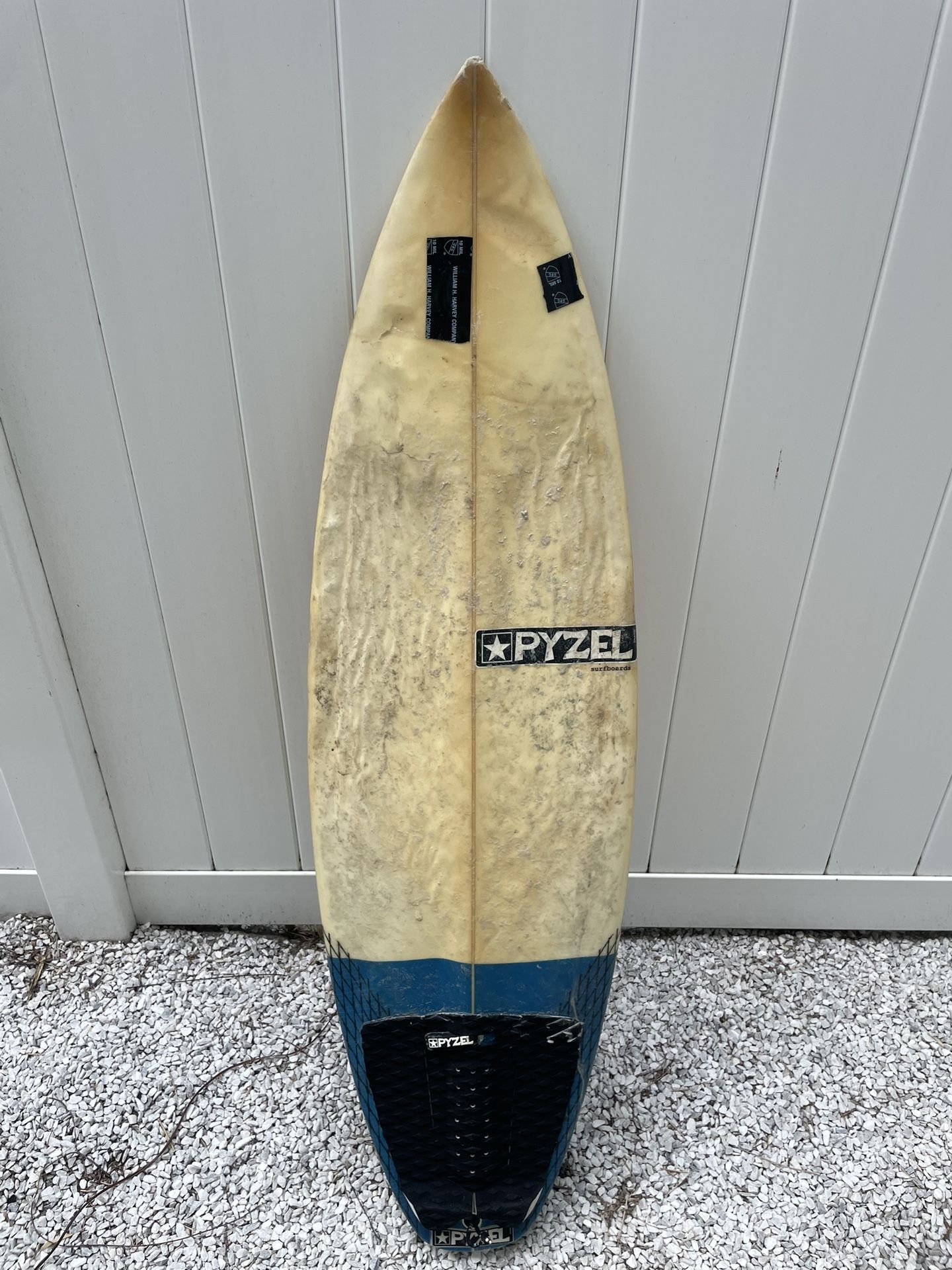 Pyzel Surfboard - 5’