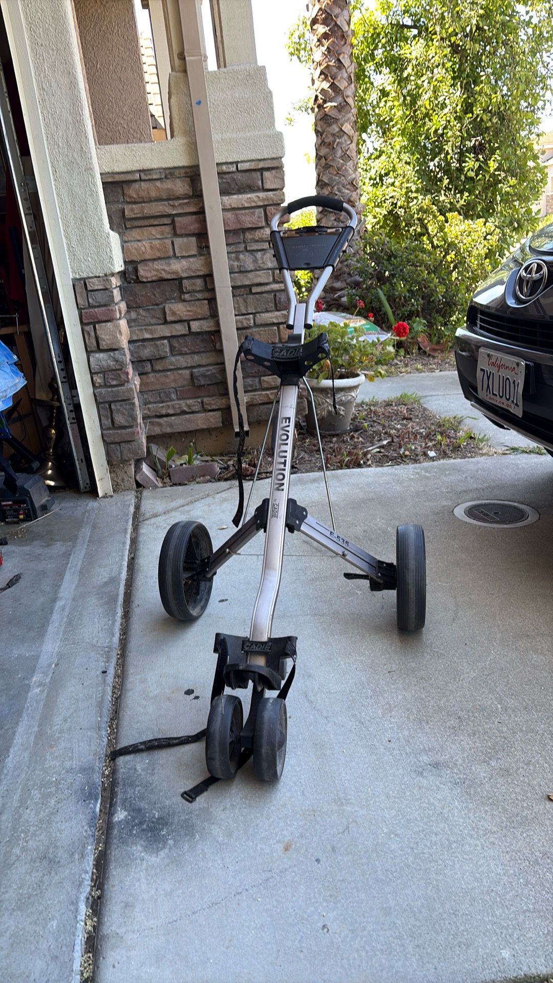 Three wheel Golf club Court super light very good condition