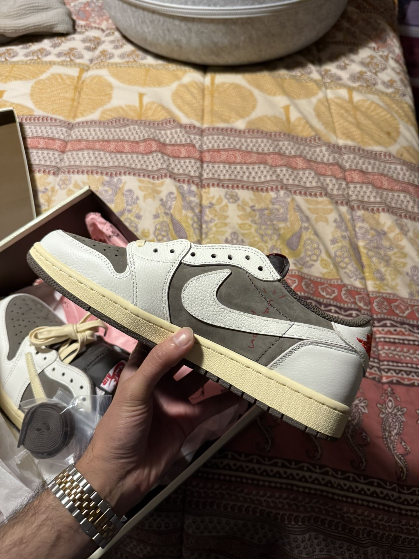 Travis Scott Reverse Mochas Men’s Size 10 BRAND NEW