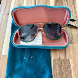 GUCCI SUNGLASSES 