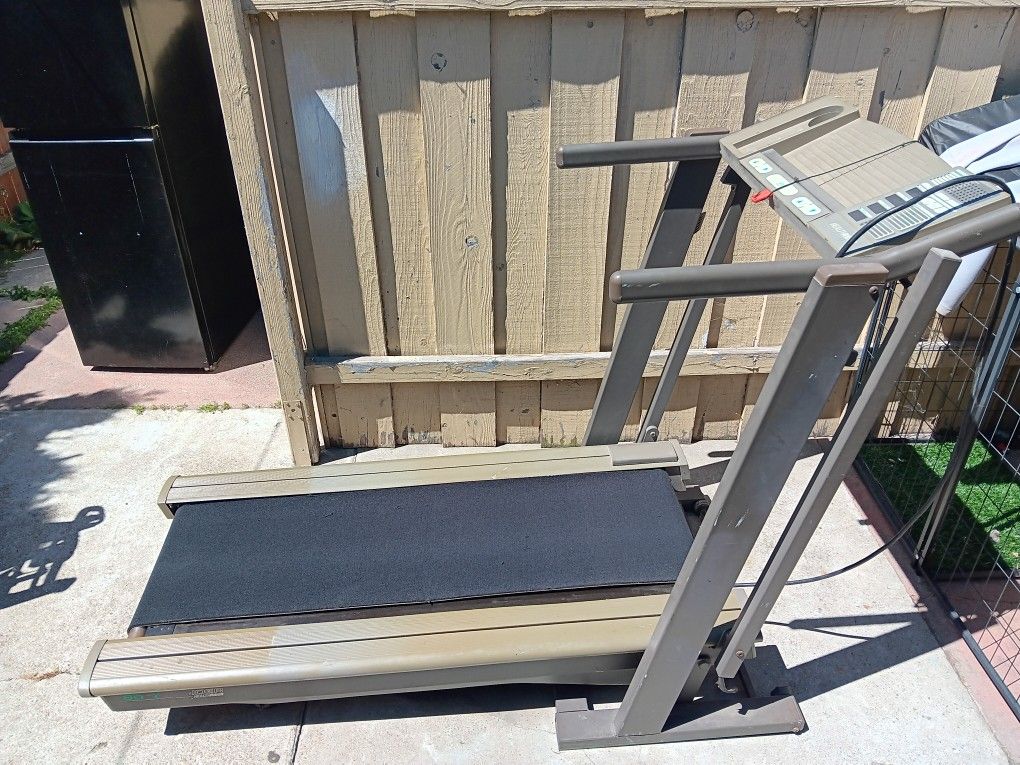 HealthRider Pulse Capable Treadmill