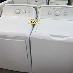 HOTPOINT Washer And Electric Dryer Set 