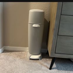 Like New Gray Diaper Genie 