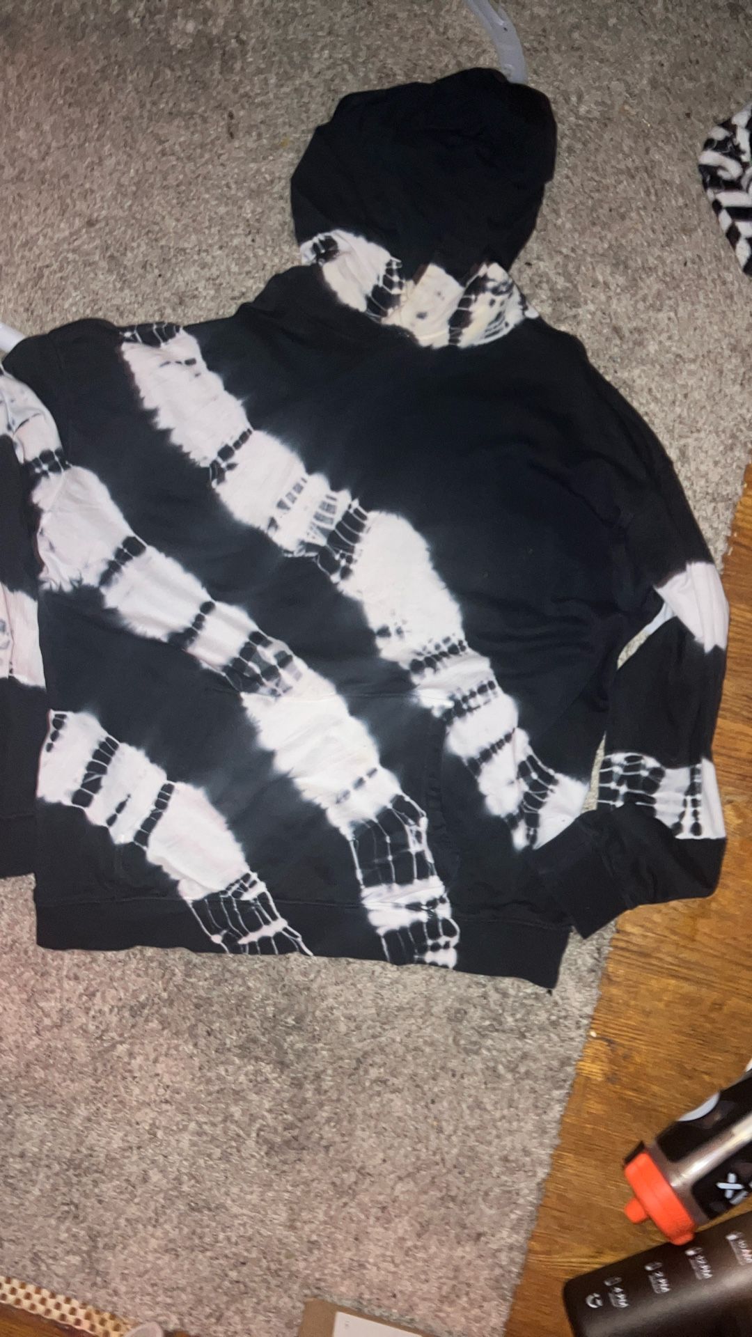 Black & White Tie Dye Hoodie