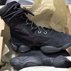 Adidas Yeezy Lot Of 2 Pairs Men’s 7