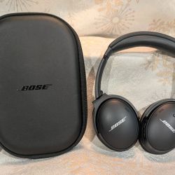 Bose Quiet Comfort Headphones 