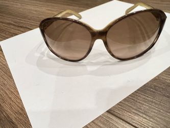 Juicy Couture "Juicy Revolution" sunglasses for women’s