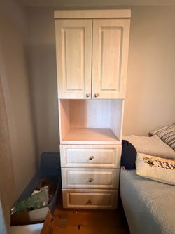 Full size bedroom set