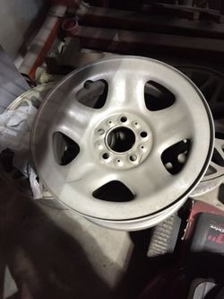 Free spare tire with rim purchase. Jeep Cherokee 15" steel wheel, sport or spare rim