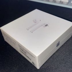 unopened airpods 