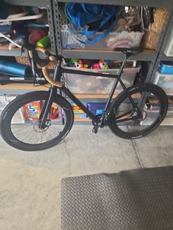 Carbon fiber gravel bike