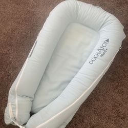DockaTot Deluxe+