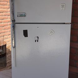 Small fridge / freezer