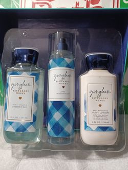 Bath & Body Works  Gingham Gift Box 
