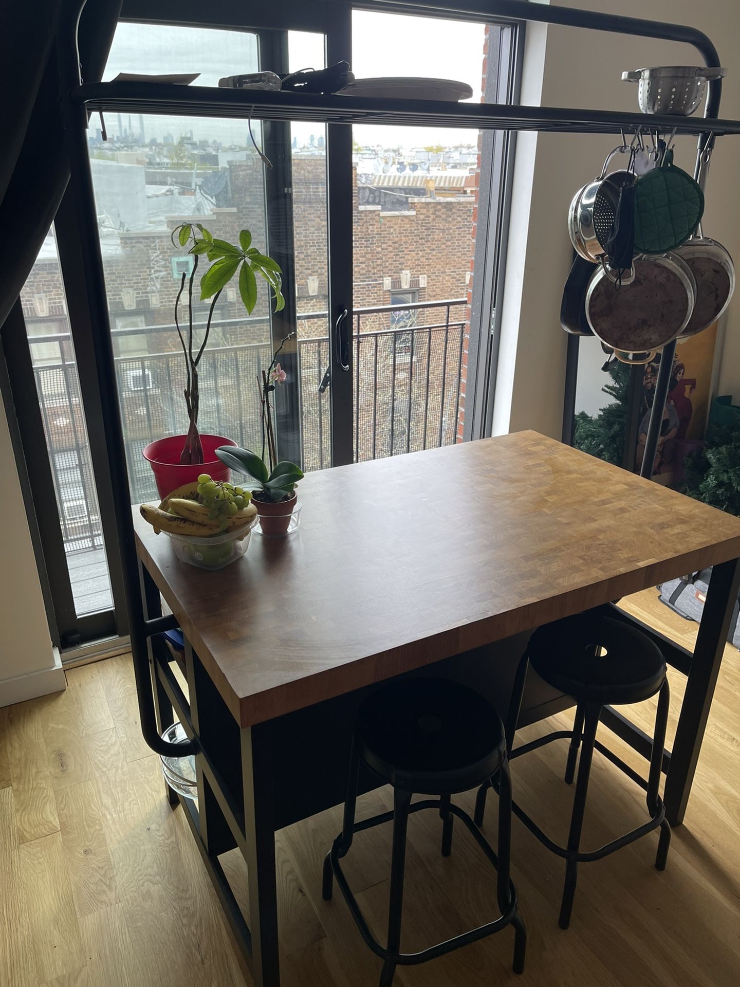 IKEA VADHOLMA KITCHEN ISLAND WITH RACK AND STOLLS
