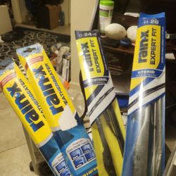 Windshield Wiper Blades NEW