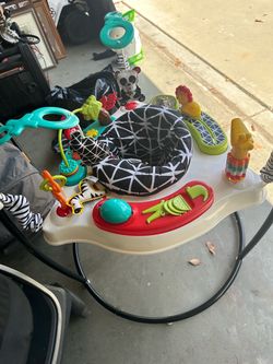 Baby bouncer