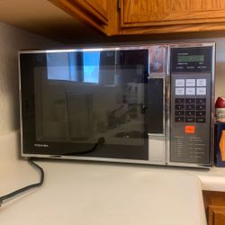 Microwave  Oven