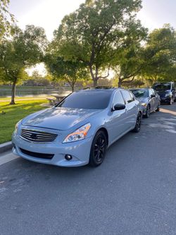 2012 Infiniti G37