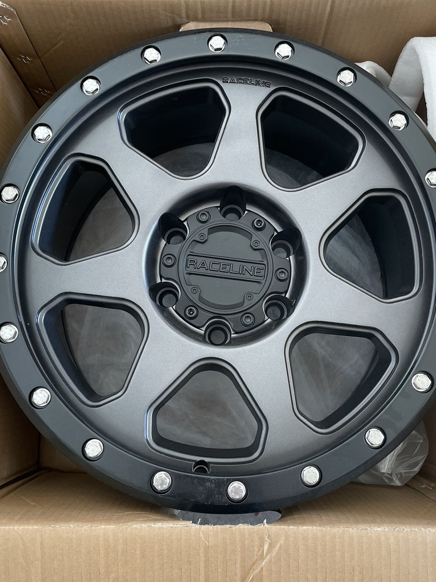 17" Raceline Rims (Chevy) Bolt Pattern