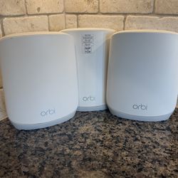 Netgear Orbi RBR760 Mesh WiFi 6 System Router + 2 Satellites Tri-Band Whole Home Coverage