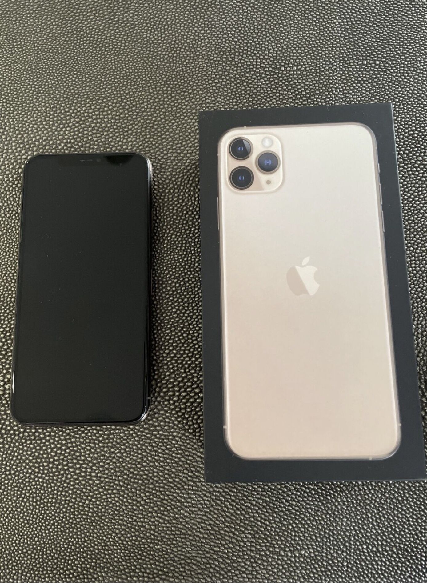 Apple iPhone 11 Pro Max - 256GB - Gold (Unlocked) A2161 (CDMA + GSM)