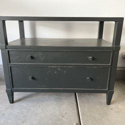 Dresser/ Tv stand 