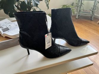 NEW Zara boots black and blue CHIC STYLE POINTY TOE SNAKESKIN PRINT