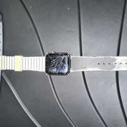 Apple Watch Series 6 (Cracked) 