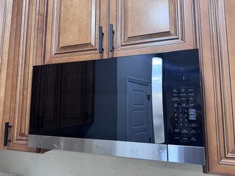 Brand New LG Microwave