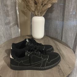 Air Jordan 1 Low Travis Scott “Black Phantom” Size 10.5