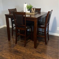 Dinning Table