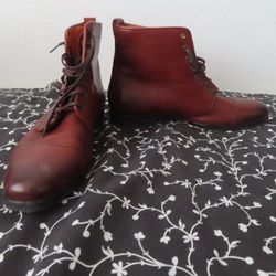 Wolf & Shepherd Brown Lace Up Boots Size 11.5 Mens  9950 D