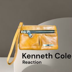 Kenneth Cole Reaction Bags l Camel Brown Leather l Wristlet Wallet l Double Zip
