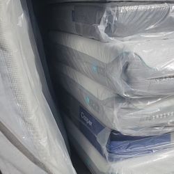 Newly Released Name Brand Mattresses at a Quarter of Retail