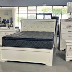 5pc Queen Bedroom Set 