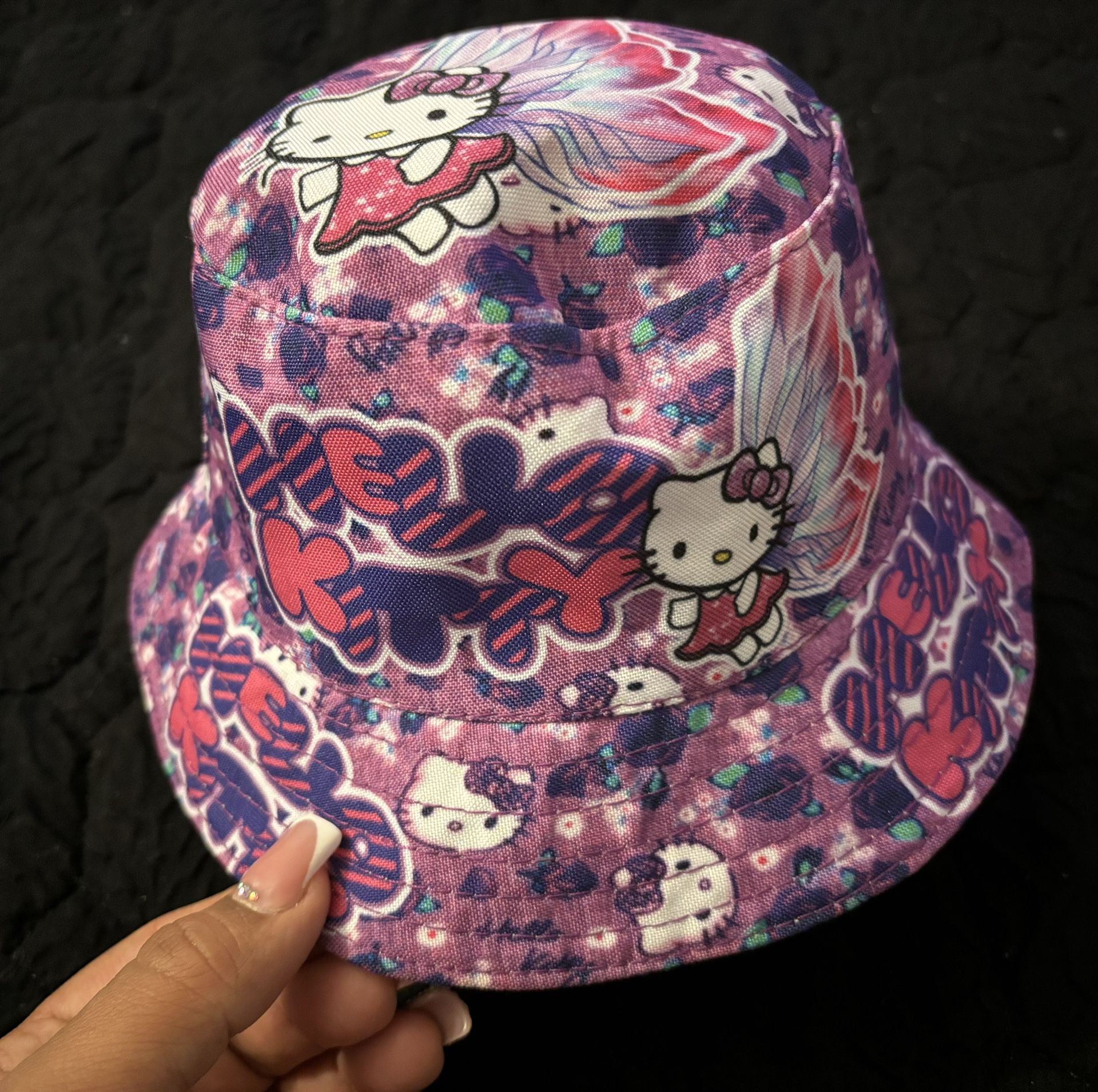 Baby Girl Hello Kitty Hat ⭐️