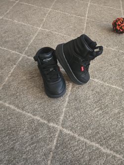 Toddler Shoes Size 5M