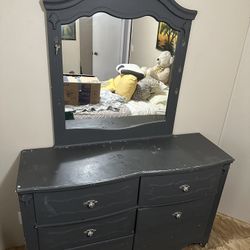 Dresser with Mirror 