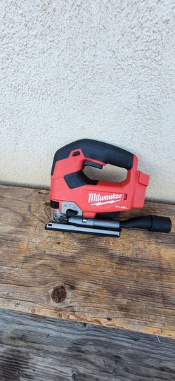 Milwaukee Jigsaw m18 fuel tool only