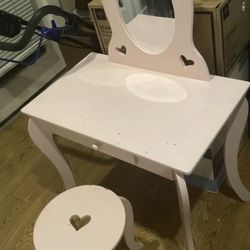 Kids Vanity 