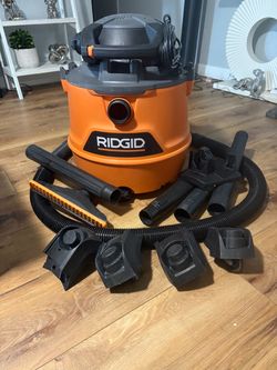 RIDGID Wet/Dry Vacuum with Attachments