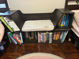 Kids Bookshelf