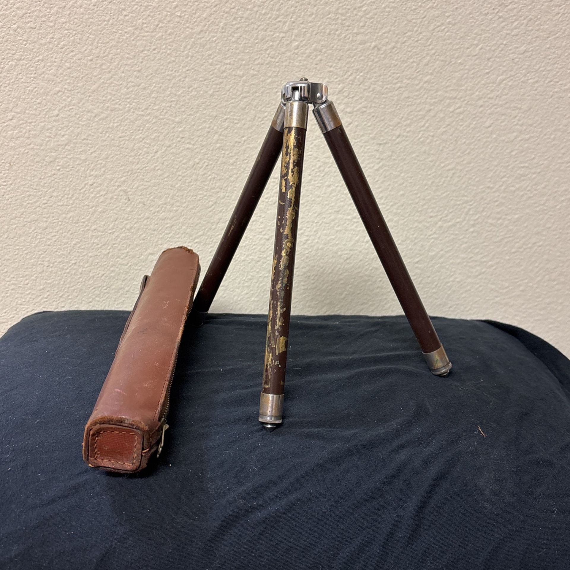 Rondel tripod